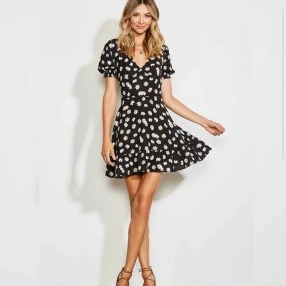 ALI & JAY | Dresses | Ali Jay Womens Flower Child Daisy Mini Dress Short  Sleeve Size M Orig 18 | Poshmark